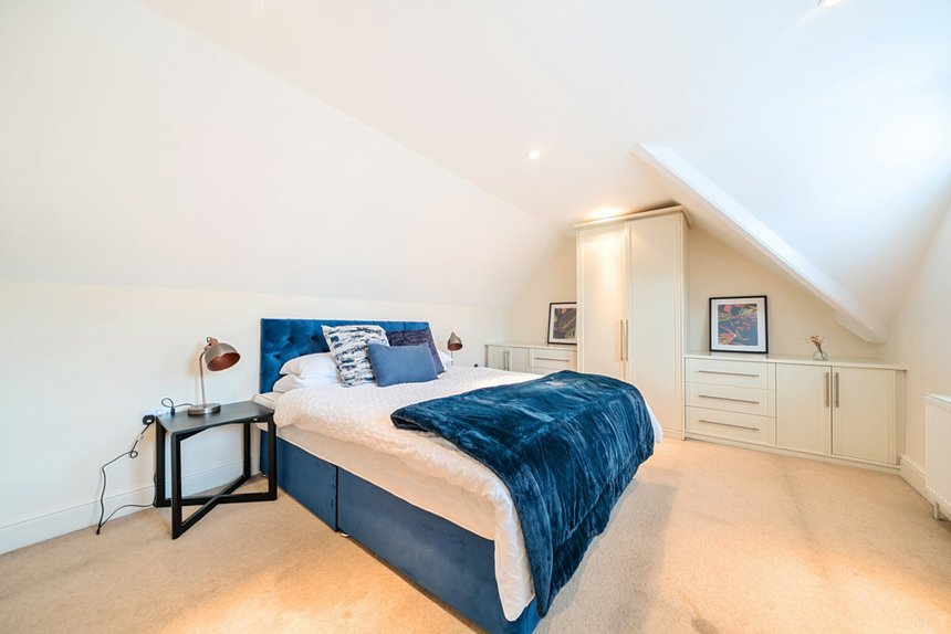 for sale lidgould grove london 33273 - Gibbs Gillespie