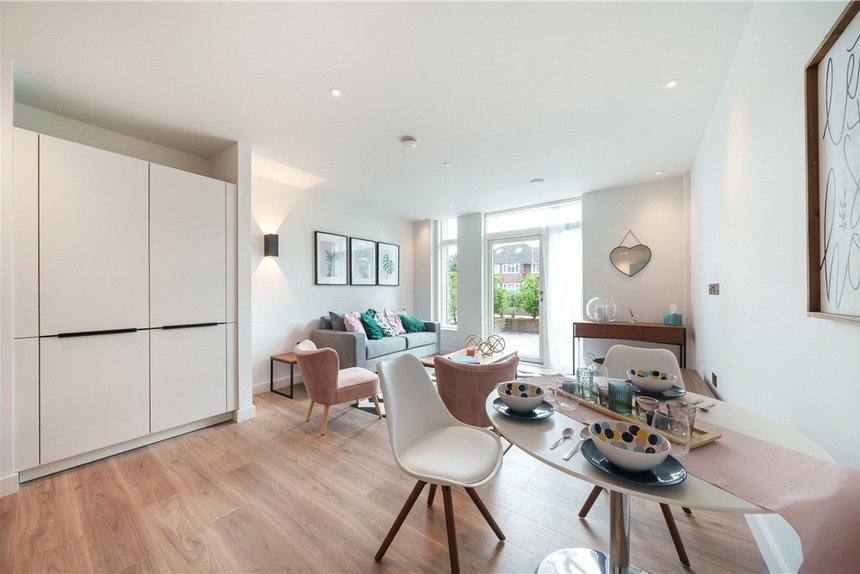 sold taona house london 33288 - Gibbs Gillespie