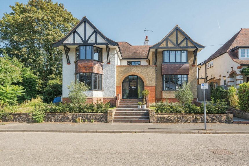 for sale cedars avenue london 33330 - Gibbs Gillespie