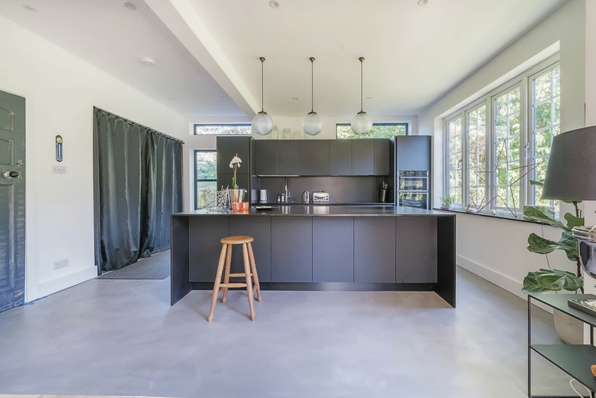 for sale cedars avenue london 33330 - Gibbs Gillespie