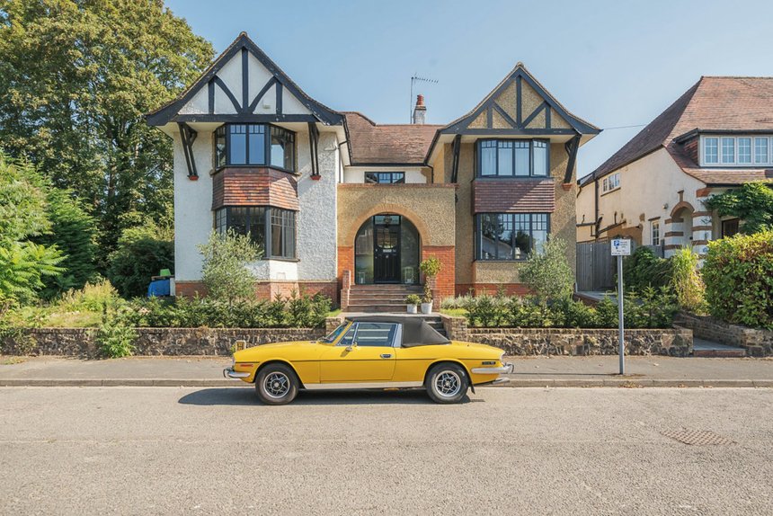 for sale cedars avenue london 33330 - Gibbs Gillespie