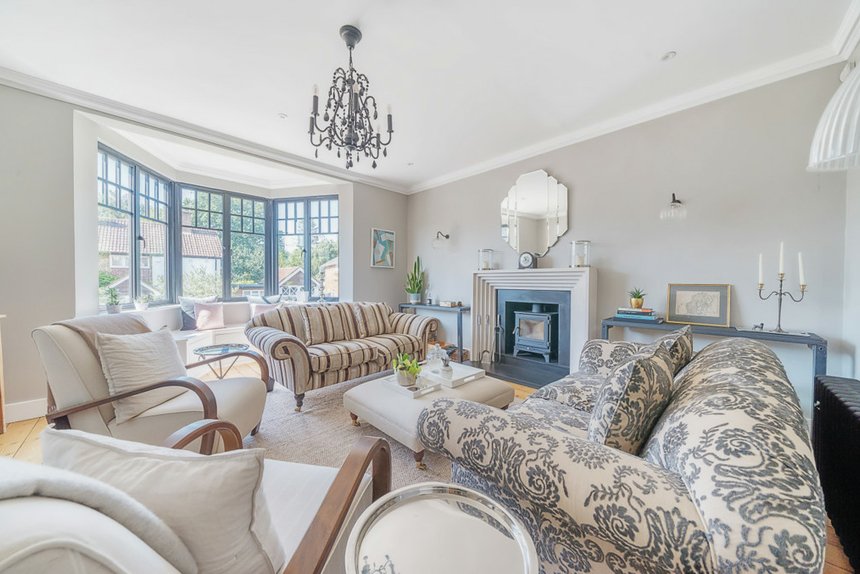 for sale cedars avenue london 33330 - Gibbs Gillespie