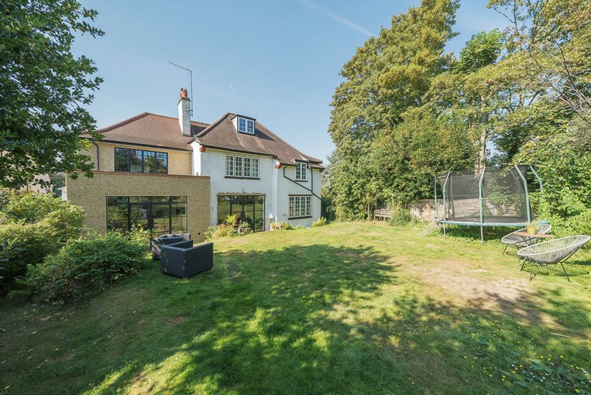 for sale cedars avenue london 33330 - Gibbs Gillespie