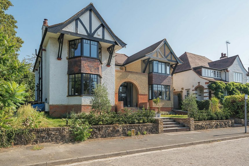 for sale cedars avenue london 33330 - Gibbs Gillespie