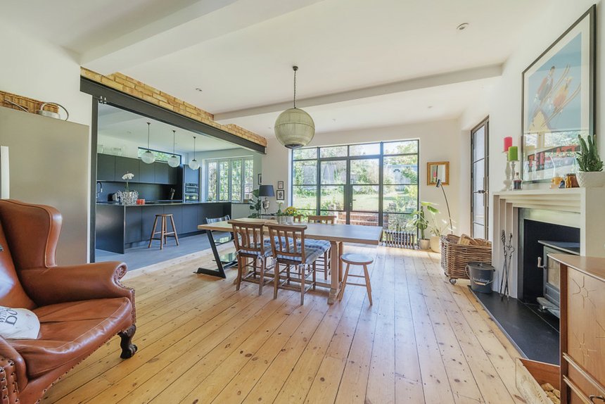 for sale cedars avenue london 33330 - Gibbs Gillespie