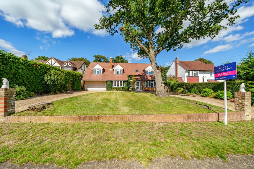 sold fulmer drive london 33392 - Gibbs Gillespie