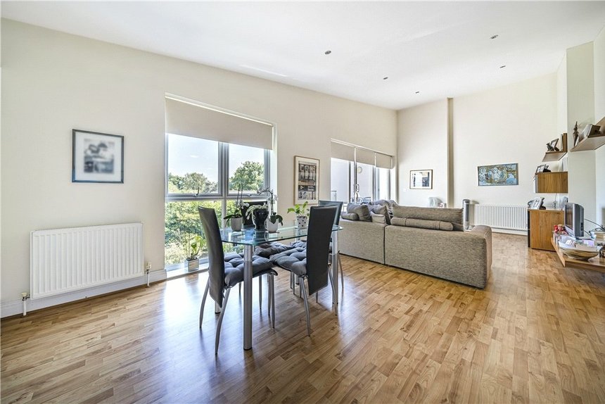 sold apartment 6 london 33456 - Gibbs Gillespie