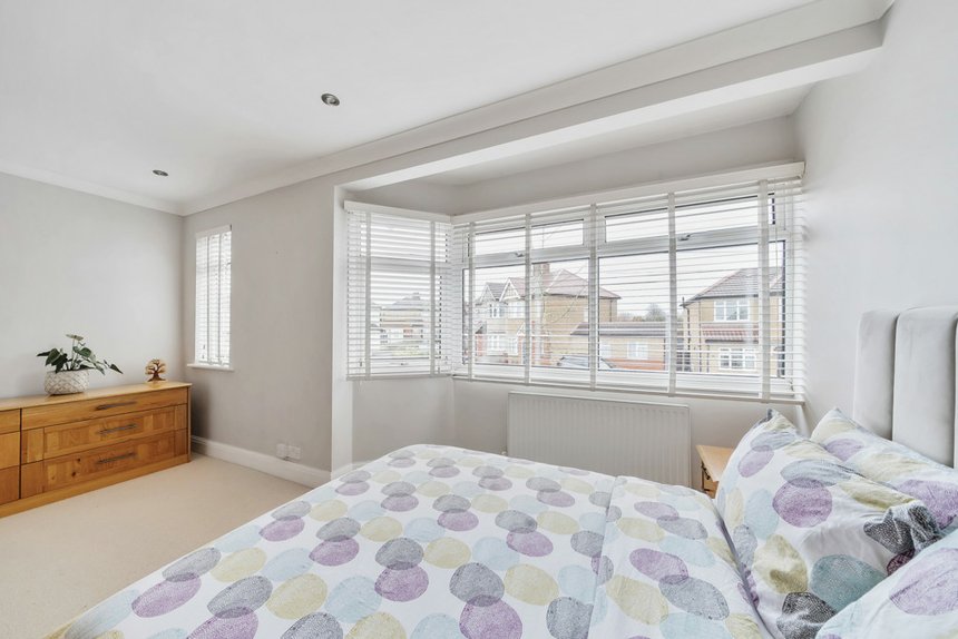 sold chudleigh way london 33491 - Gibbs Gillespie