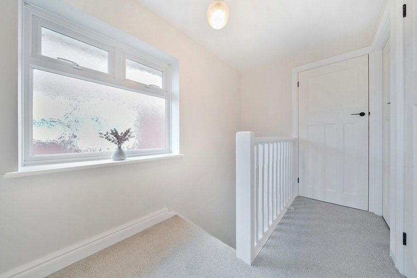 for sale acacia avenue london 33497 - Gibbs Gillespie