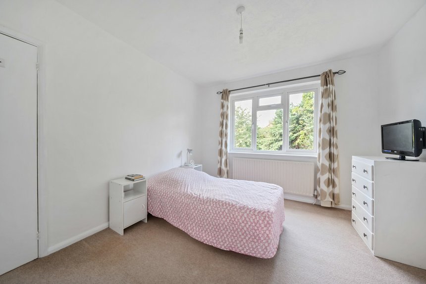 for sale rochester way london 33512 - Gibbs Gillespie