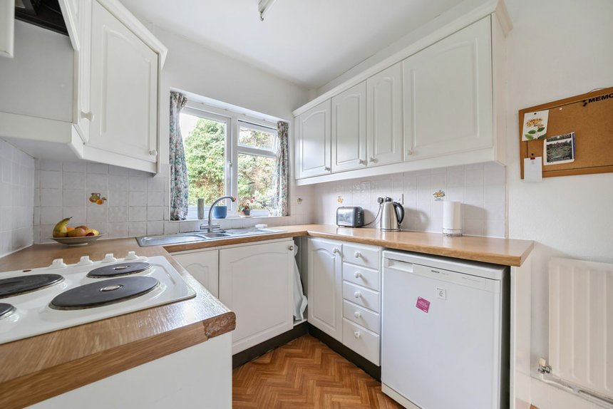 for sale rochester way london 33512 - Gibbs Gillespie