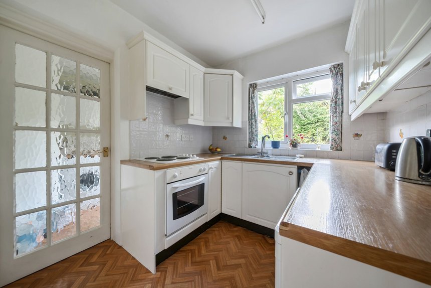 for sale rochester way london 33512 - Gibbs Gillespie