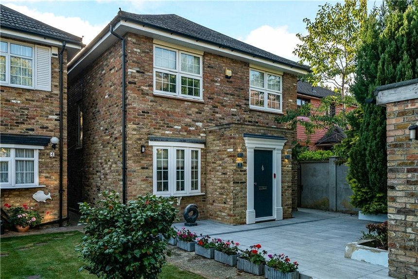 under offer braeside close london 33515 - Gibbs Gillespie