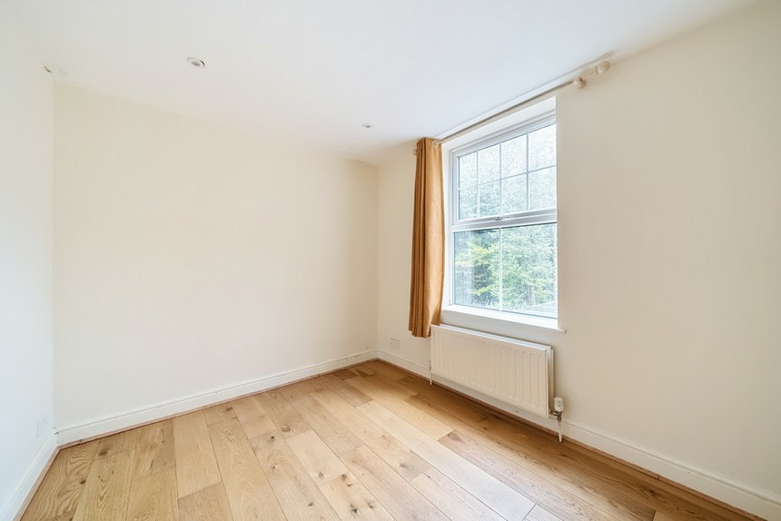 for sale elm park london 33519 - Gibbs Gillespie