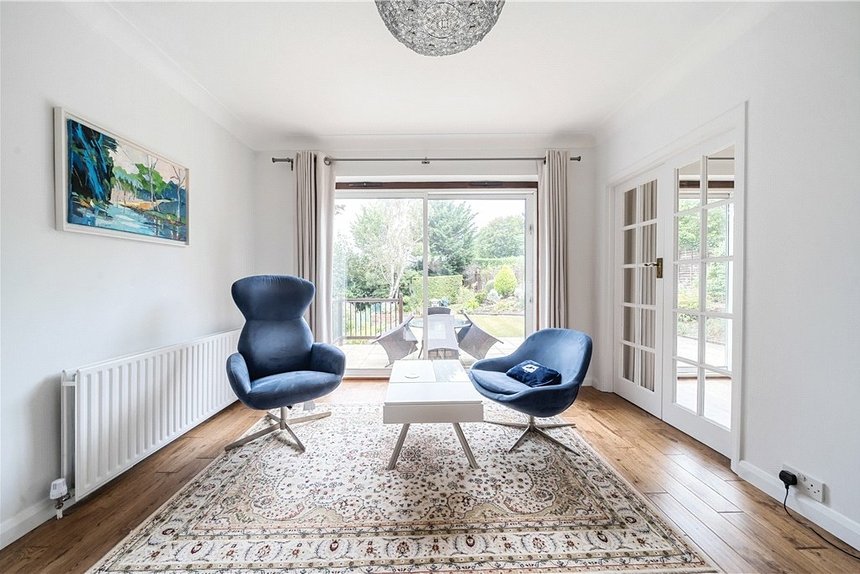 for sale wakehams hill london 33525 - Gibbs Gillespie