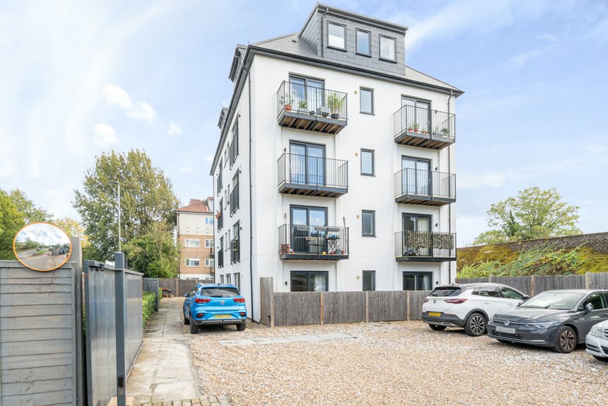 for sale ruislip road london 33561 - Gibbs Gillespie