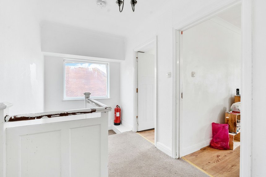 for sale oaklands avenue london 33572 - Gibbs Gillespie