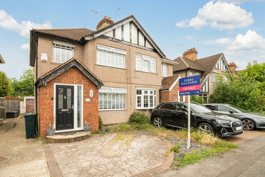 under offer gresham road london 33575 - Gibbs Gillespie