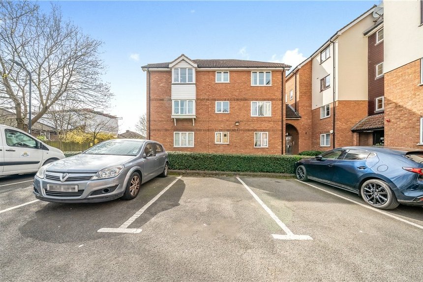 sold campion court london 33583 - Gibbs Gillespie