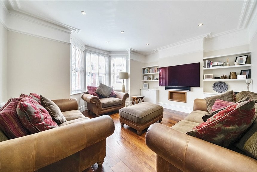 for sale oxhey avenue london 33603 - Gibbs Gillespie