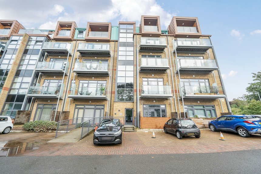 for sale brindley place london 33614 - Gibbs Gillespie