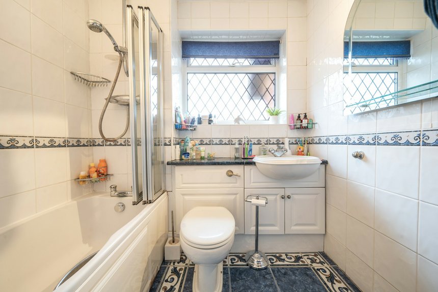 for sale melbourne close london 33618 - Gibbs Gillespie