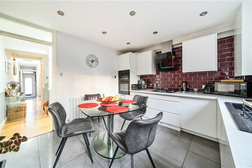 under offer charles road london 33661 - Gibbs Gillespie