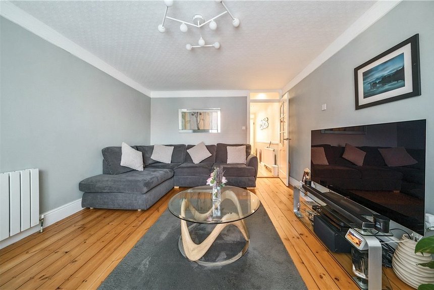 under offer charles road london 33661 - Gibbs Gillespie