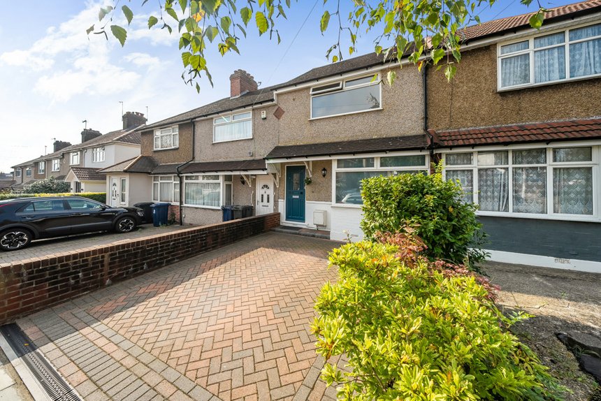 under offer mildred avenue london 33676 - Gibbs Gillespie