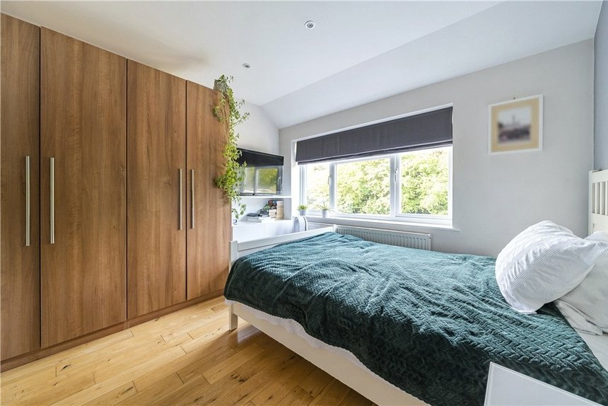 for sale conway crescent london 33680 - Gibbs Gillespie