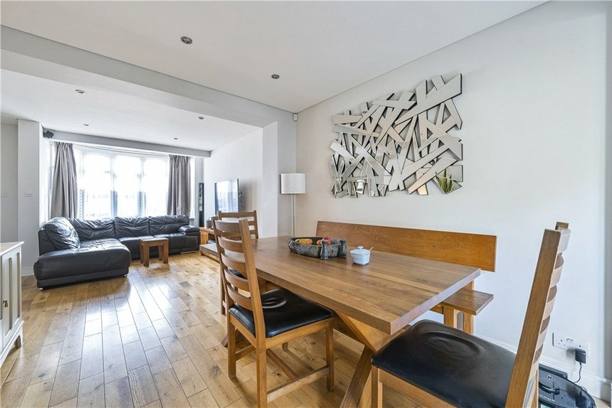 for sale conway crescent london 33680 - Gibbs Gillespie