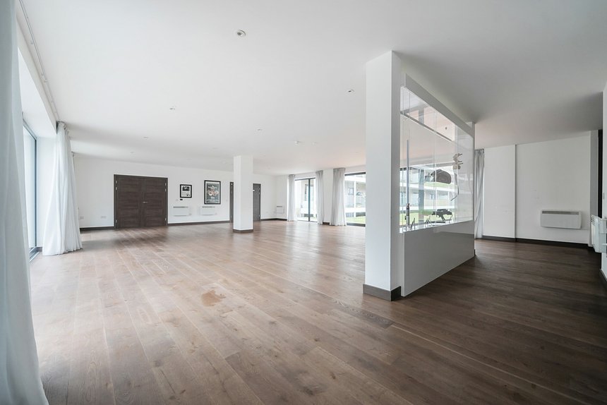 sold stanley kubrick road london 33714 - Gibbs Gillespie