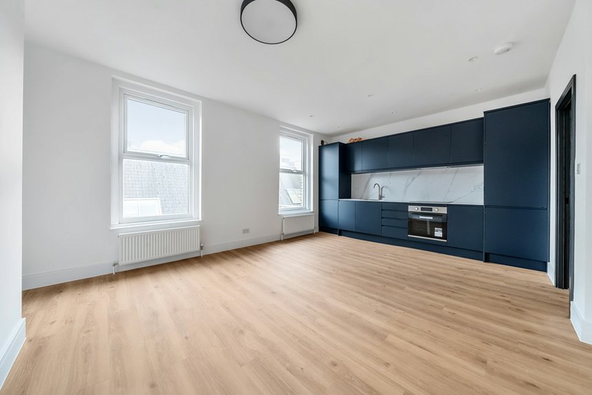 for sale mattock lane london 33729 - Gibbs Gillespie