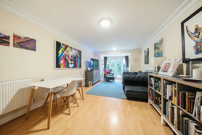 for sale eastbury avenue london 33740 - Gibbs Gillespie