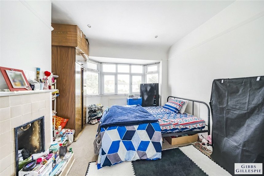 under offer abercorn crescent london 33756 - Gibbs Gillespie