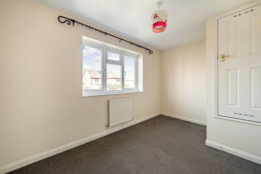 for sale forbes way london 33767 - Gibbs Gillespie