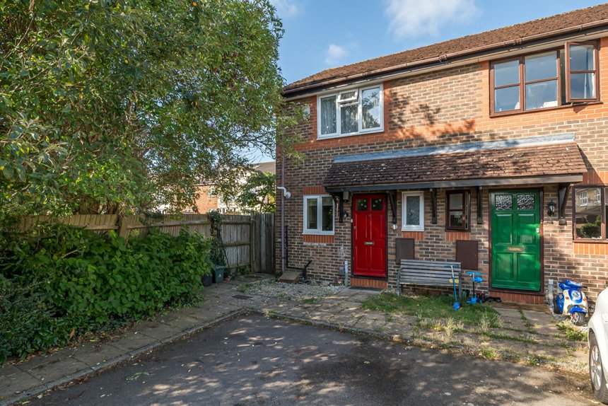 for sale forbes way london 33767 - Gibbs Gillespie