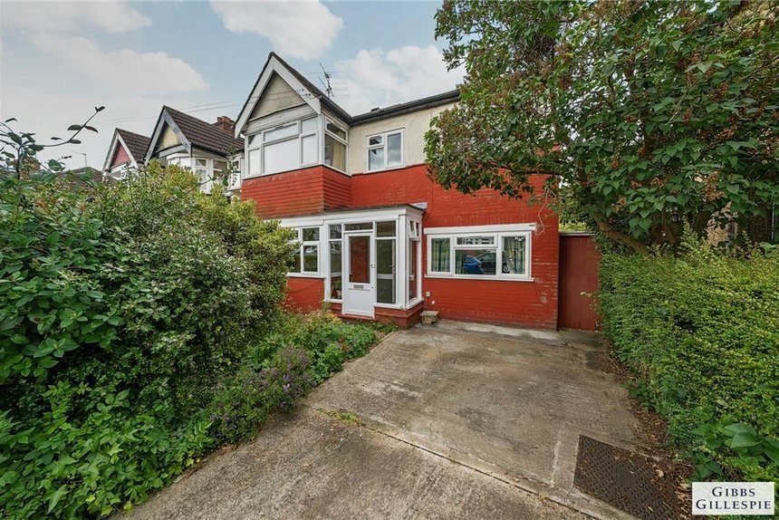 for sale yeading avenue london 33772 - Gibbs Gillespie