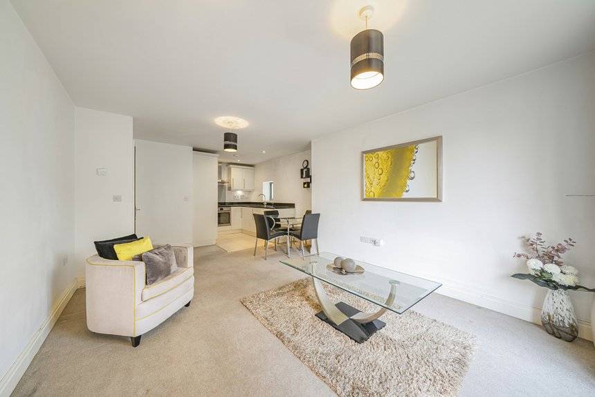 for sale hartington road london 33774 - Gibbs Gillespie