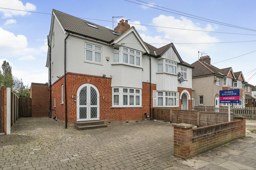 for sale swakeleys road london 33776 - Gibbs Gillespie