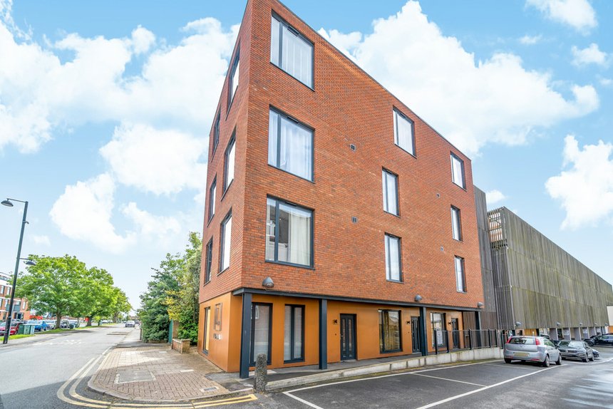 for sale field end road london 33782 - Gibbs Gillespie