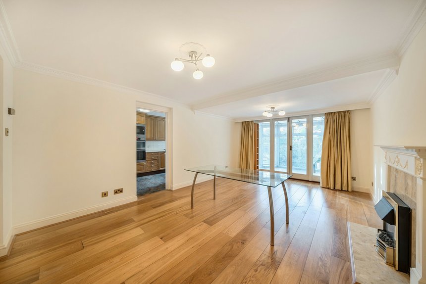 for sale murray road london 33784 - Gibbs Gillespie