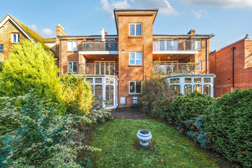 for sale murray road london 33784 - Gibbs Gillespie