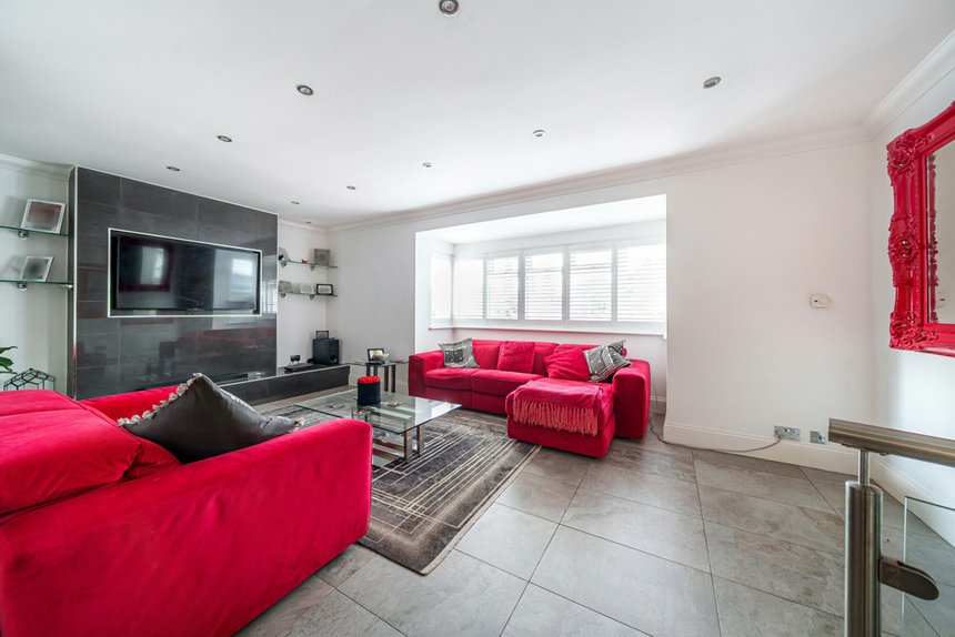 for sale hamilton road london 33806 - Gibbs Gillespie