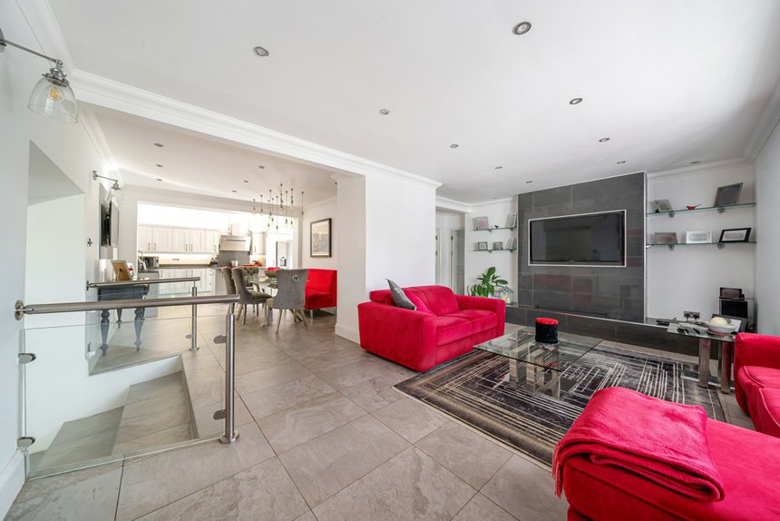 for sale hamilton road london 33806 - Gibbs Gillespie