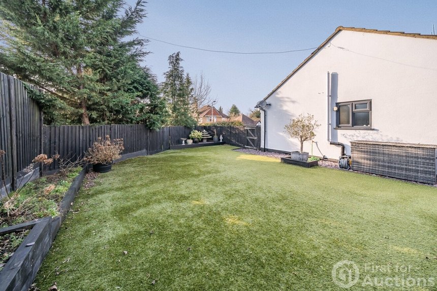 under offer hamilton road london 33806 - Gibbs Gillespie