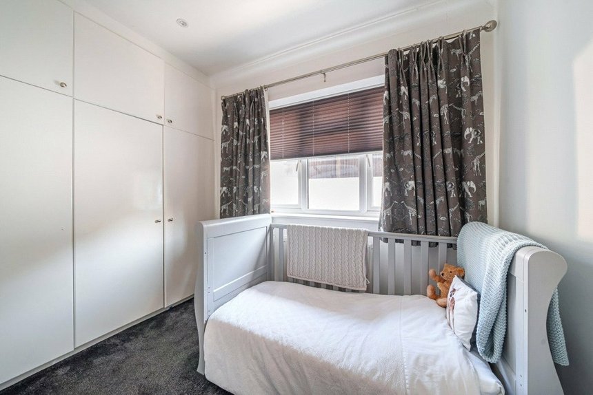 under offer hamilton road london 33806 - Gibbs Gillespie
