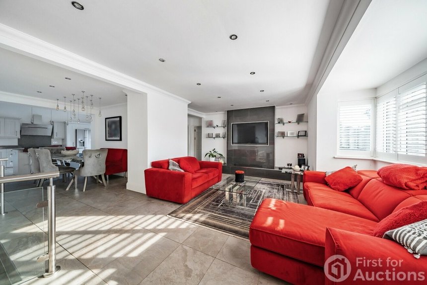 under offer hamilton road london 33806 - Gibbs Gillespie
