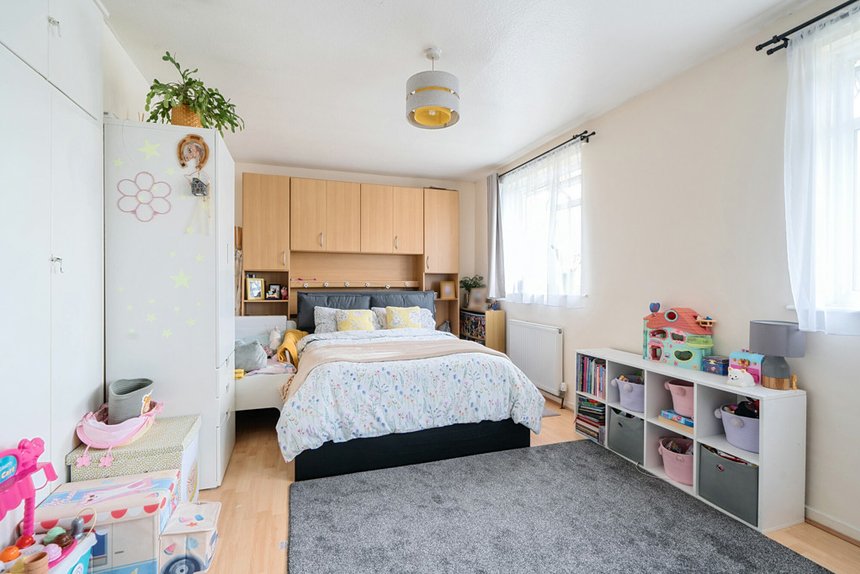 sold the coppice london 33813 - Gibbs Gillespie