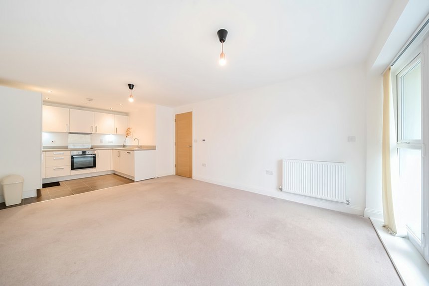 for sale perkins gardens london 33820 - Gibbs Gillespie